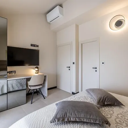 Guesthouse Rooms Split Exterior photo