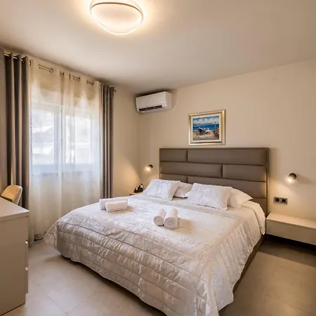 Guesthouse Rooms Split Exterior photo