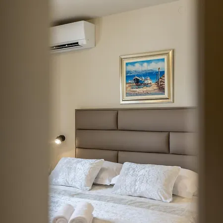 Guesthouse Rooms Split Exterior photo