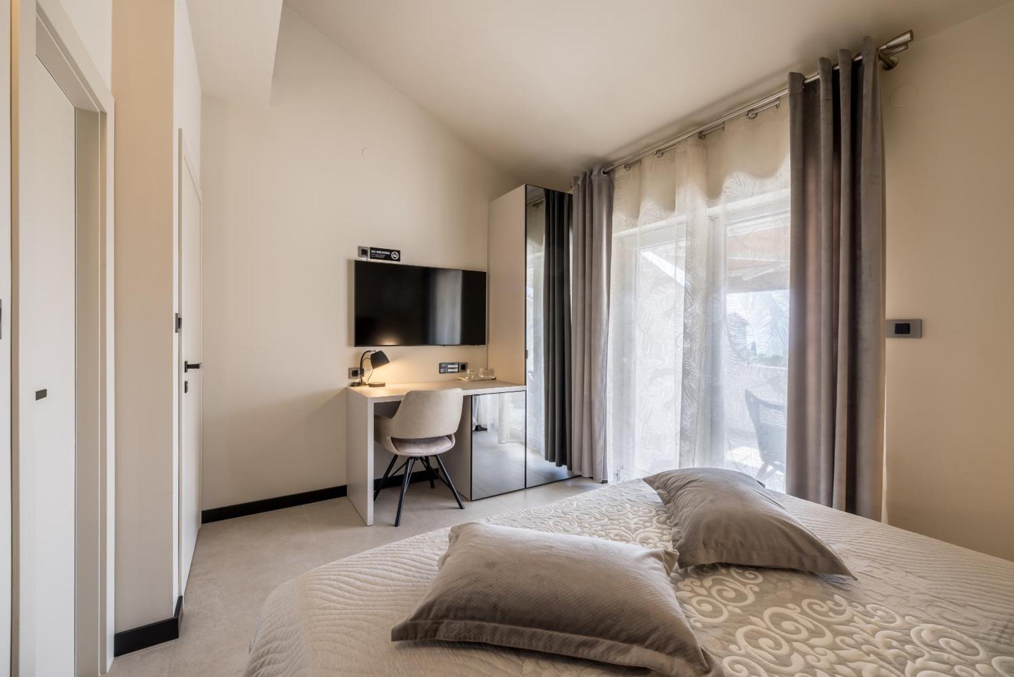Guesthouse Rooms Split Bed & Breakfast